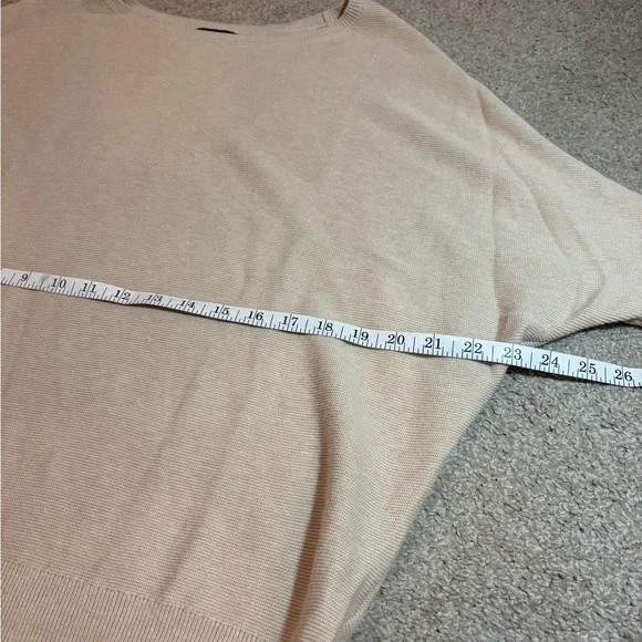Quince Size M Cream Batwing Womens Sweater - Picture 7 of 8
